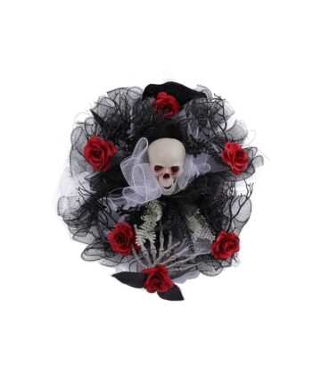 Door mesh skull wreath for Halloween